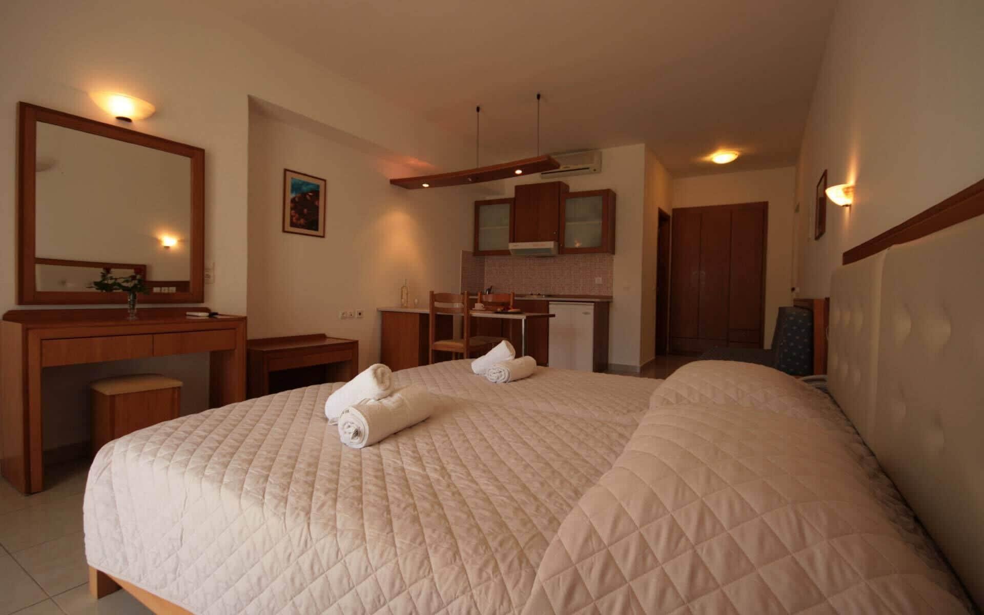 Castro Beach Hotel Maleme  Exterior photo