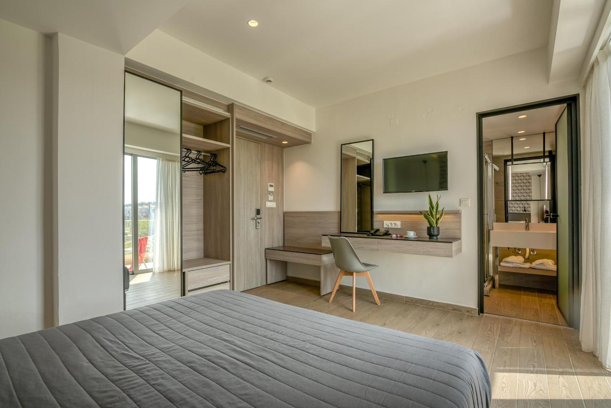 Castro Beach Hotel Maleme  Exterior photo