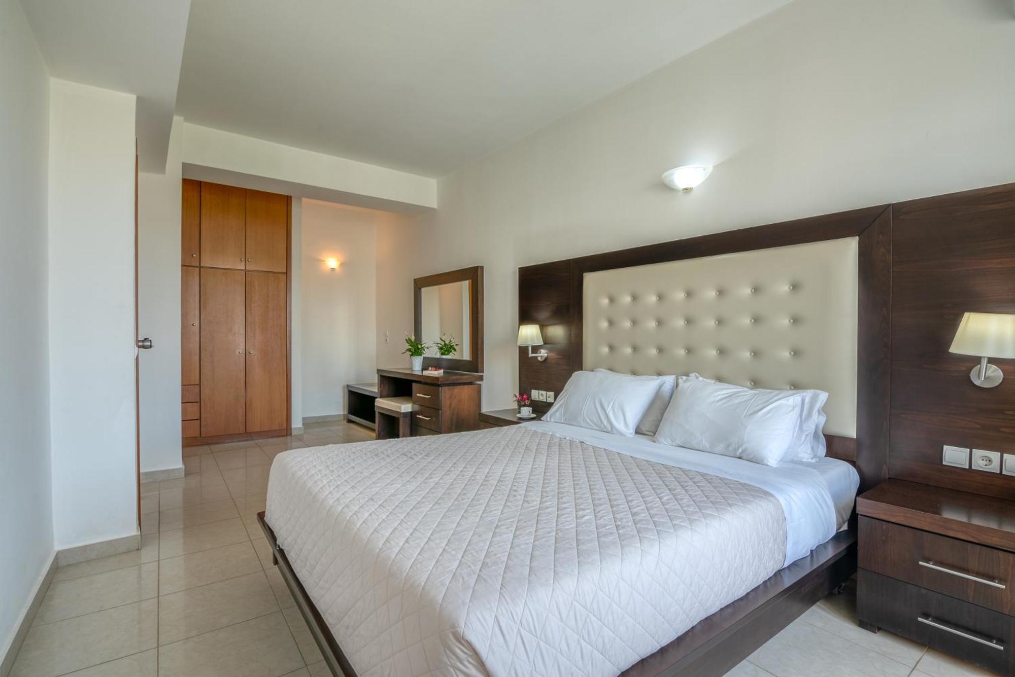 Castro Beach Hotel Maleme  Exterior photo