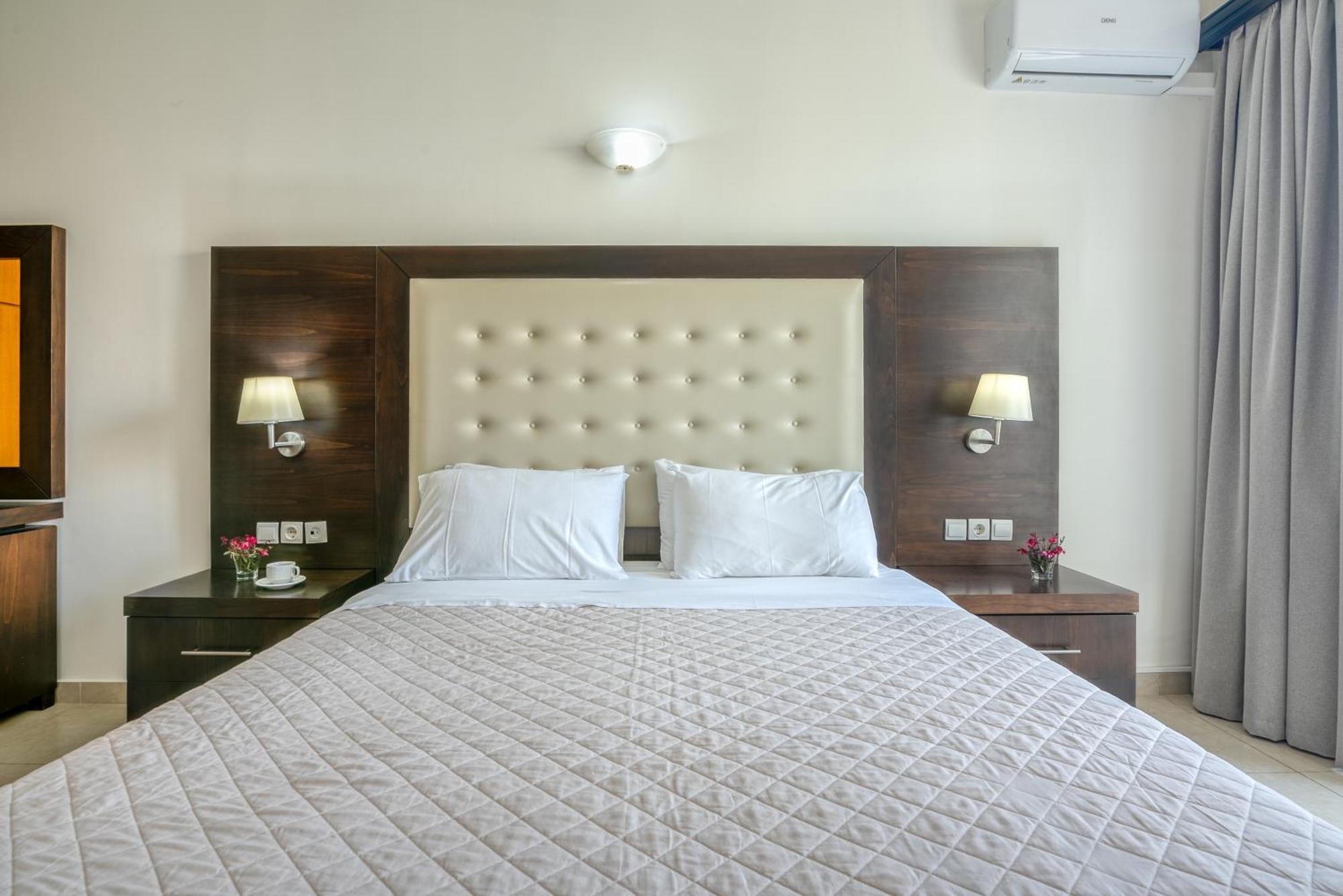 Castro Beach Hotel Maleme  Exterior photo