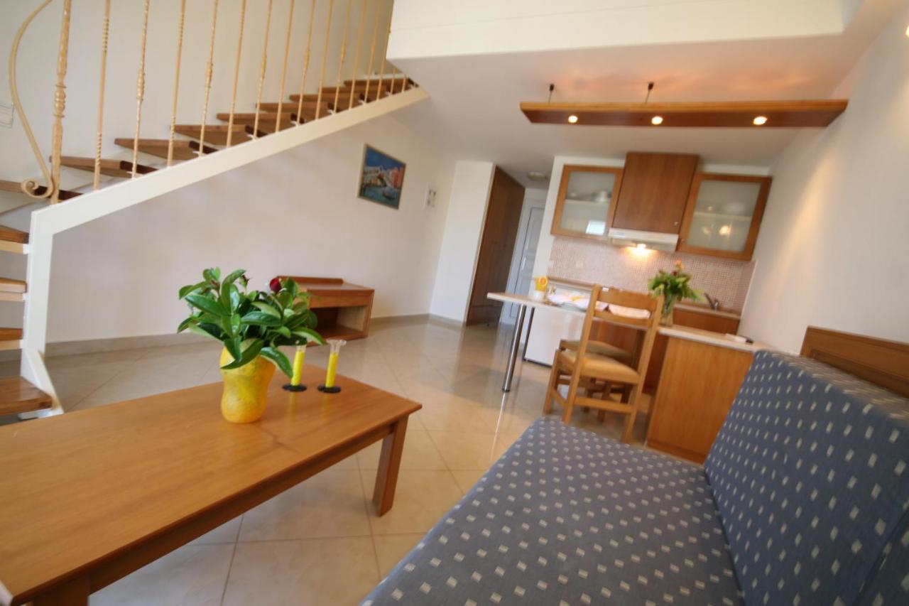 Castro Beach Hotel Maleme  Room photo